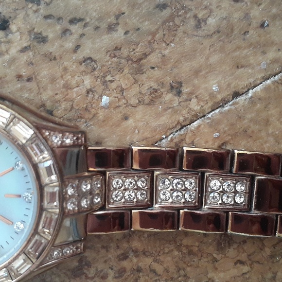 Armitron Now rosetone watch with Crystal accents. Used with tag. - Picture 7 of 11